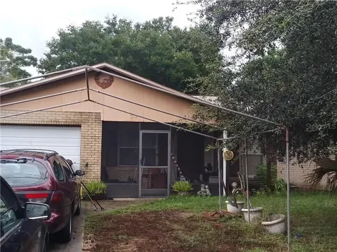 221 Poinsettia Drive Haines City FL 33844