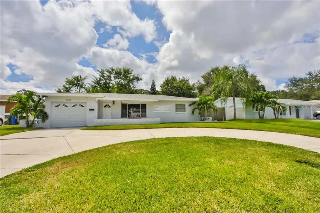 4430 33rd Avenue N St Petersburg FL 33713