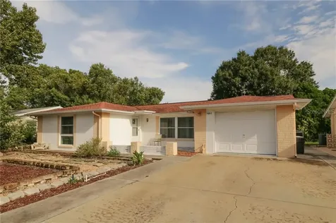 7841 Hawthorn Drive Port Richey FL 34668