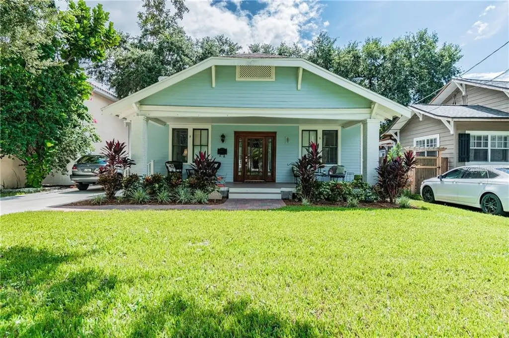 3208 W Empedrado Street Tampa FL 33629