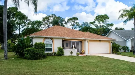 1364 Gillespie Drive Palm Harbor FL 34684