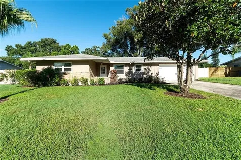 2710 Darwin Avenue Sarasota FL 34239