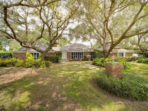 1703 Allens Creek Drive Clearwater FL 33764
