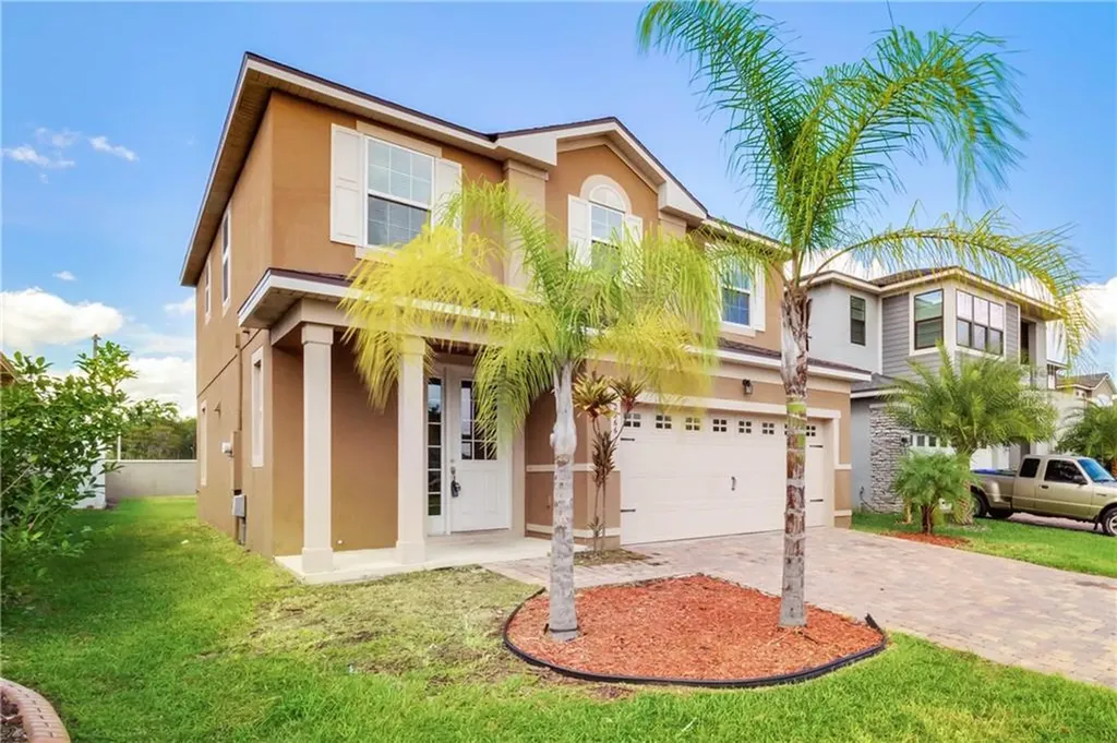 2566 Nouveau Way Kissimmee FL 34741