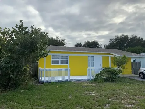 5420 Burlington Avenue N St Petersburg FL 33710
