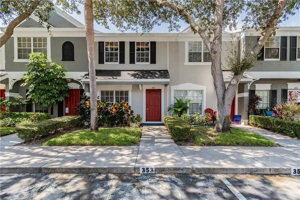353 Countryside Key Boulevard Oldsmar FL 34677