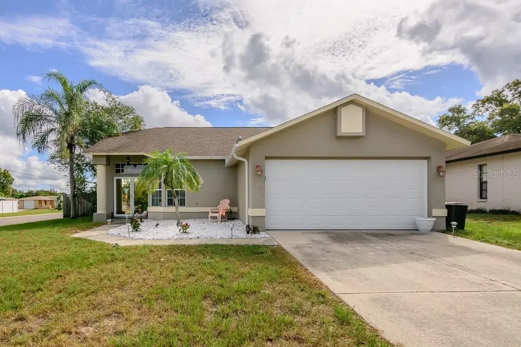 8950 Forest Lake Drive Port Richey FL 34668