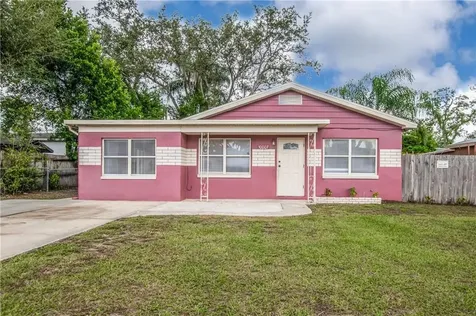 10007 N Connechusett Road Tampa FL 33617