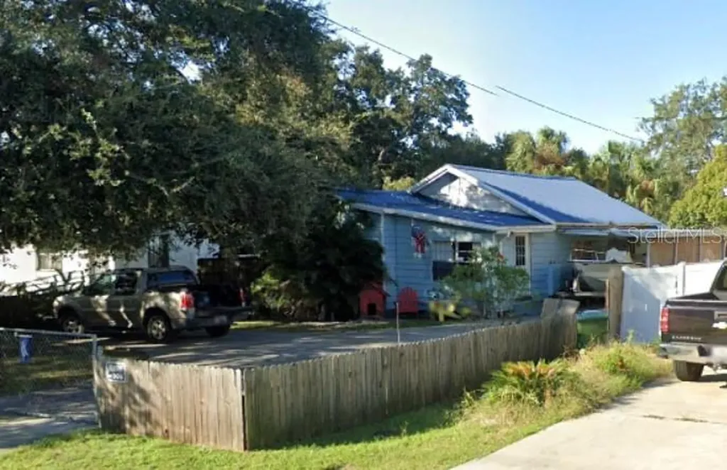 6305 S Macdill Avenue Tampa FL 33611