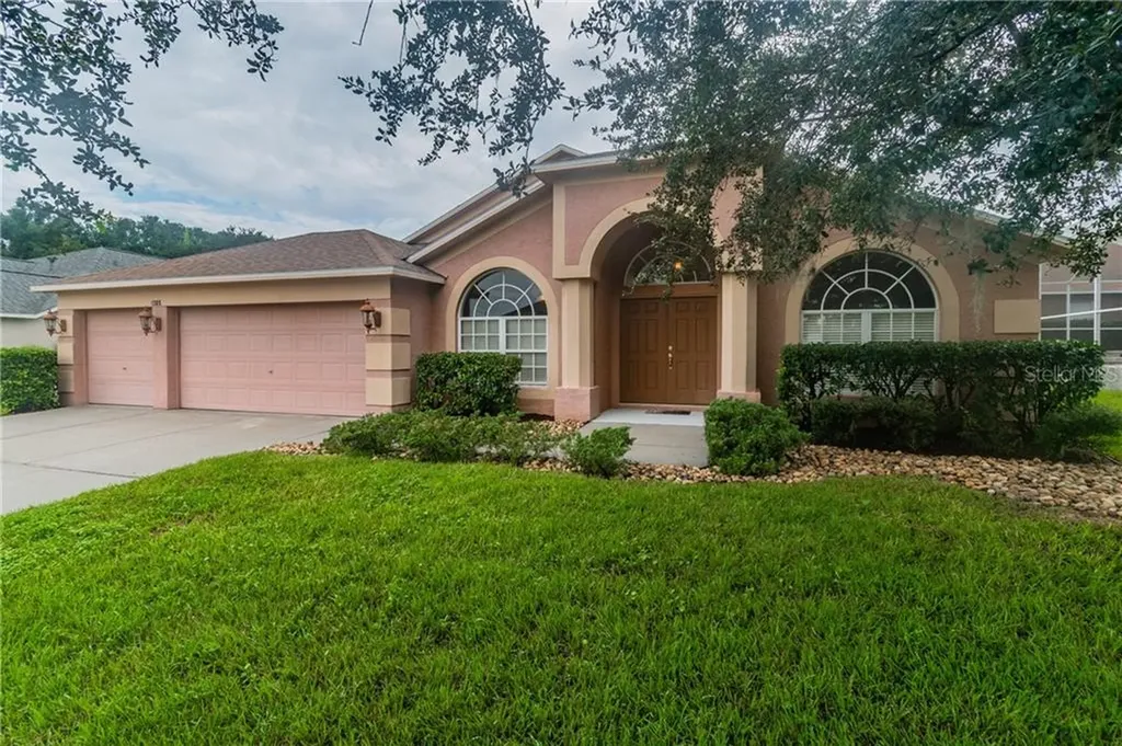 1305 Big Creek Drive Wesley Chapel FL 33544