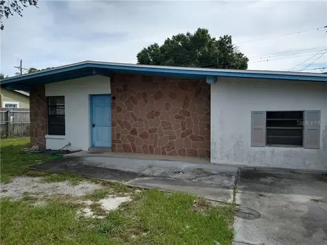 8411 Foxcroft Drive Tampa FL 33615