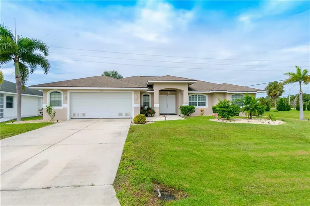 7411 S Seagrape Road Punta Gorda FL 33955