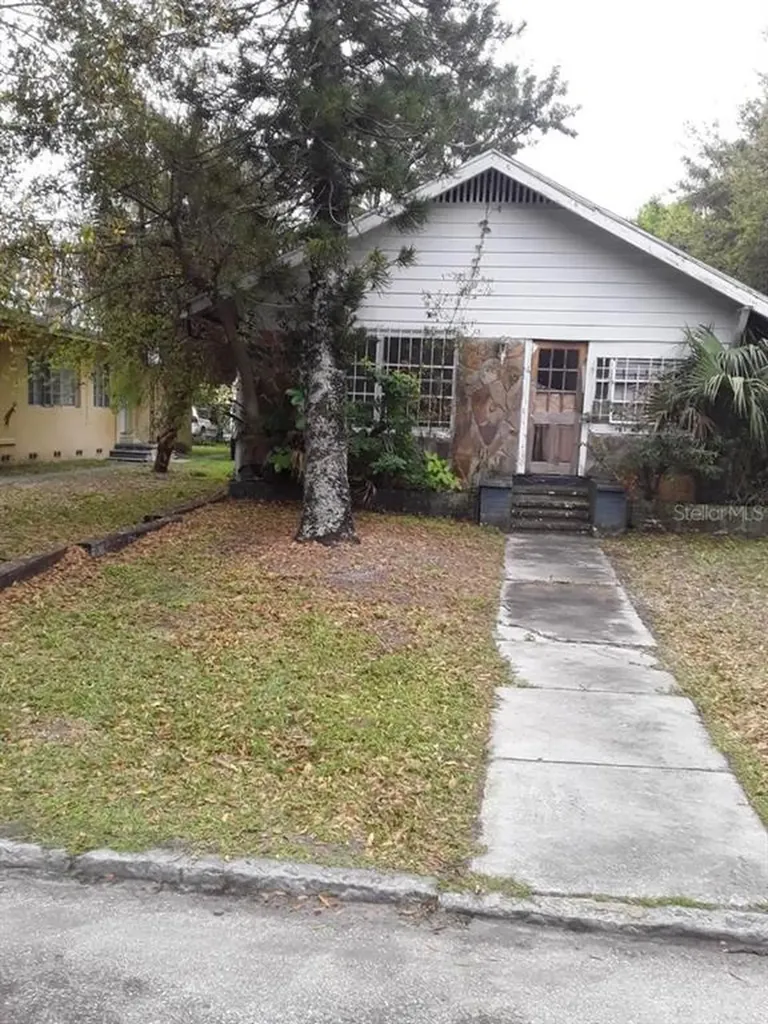 766 21st Avenue S St Petersburg FL 33705