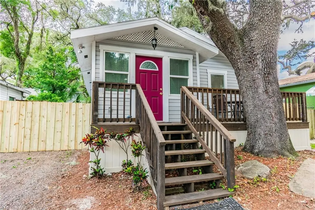 1204 E Osborne Avenue Tampa FL 33603