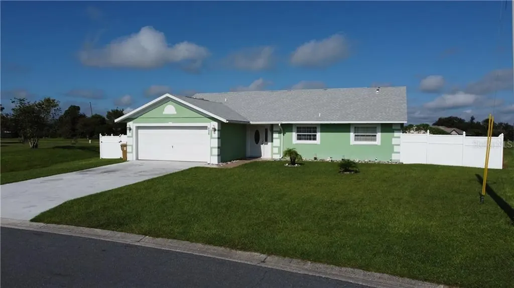 826 Alpine Court Kissimmee FL 34758