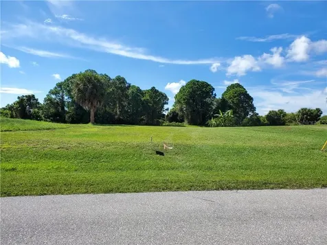 145 Tournament Road Rotonda West FL 33947