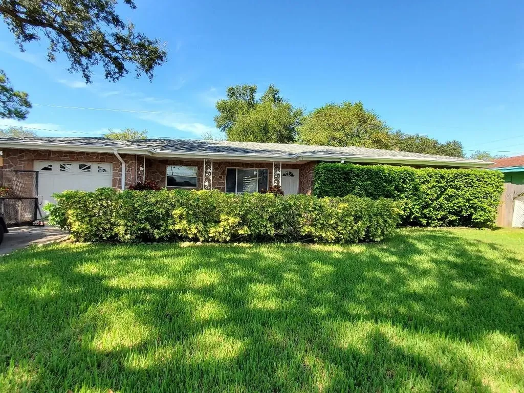1456 Nursery Road Clearwater FL 33756