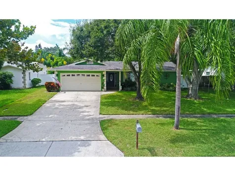 9040 Briarwood Drive Seminole FL 33772