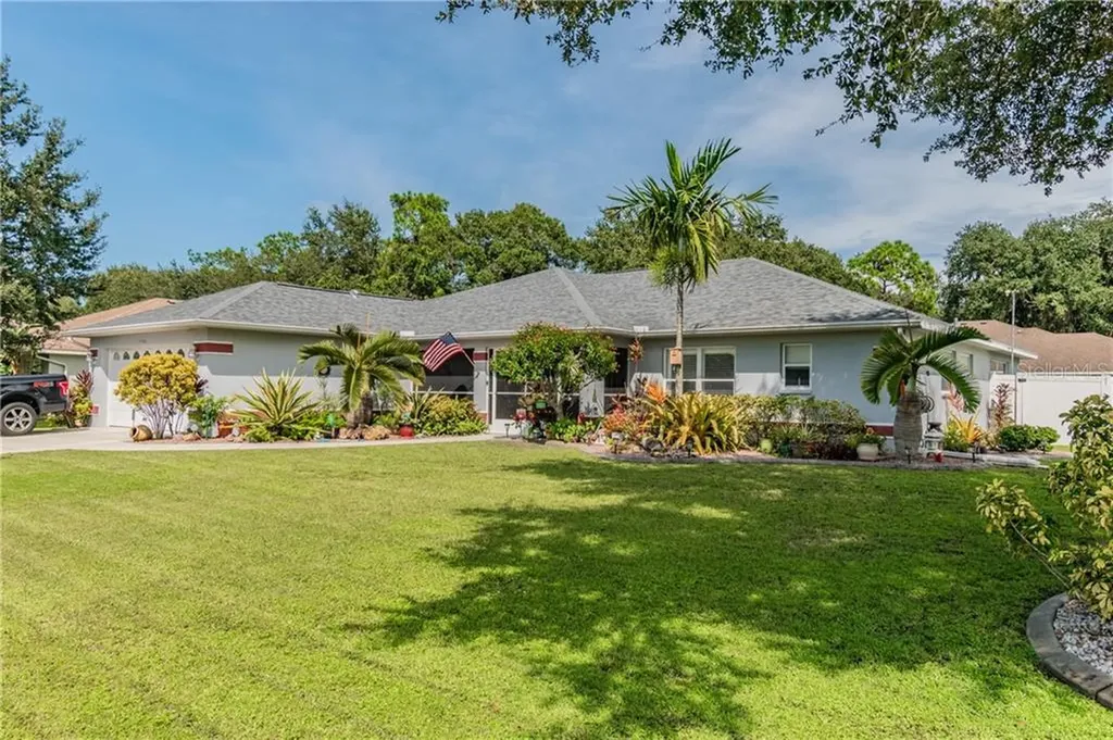 9506 27th Avenue E Palmetto FL 34221