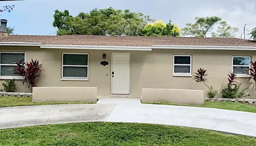 11199 Temple Avenue Seminole FL 33772