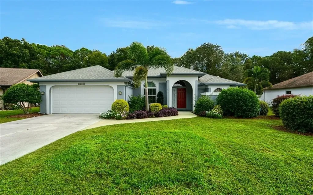 2089 Wood Hollow Way Sarasota FL 34235
