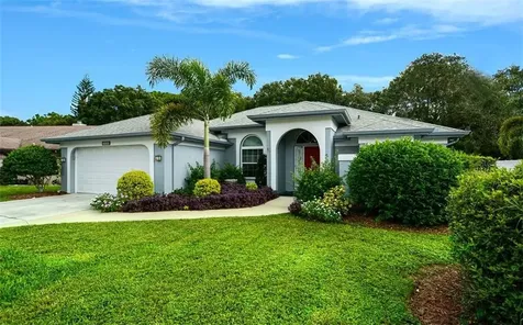 2089 Wood Hollow Way Sarasota FL 34235