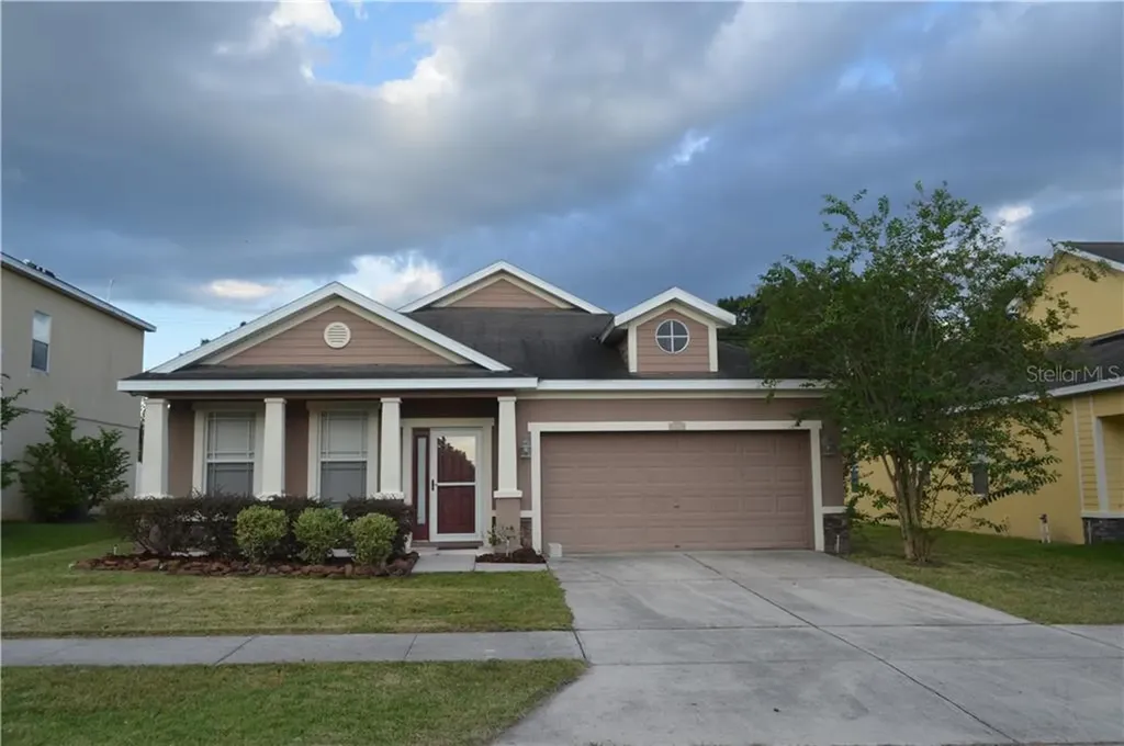 3024 Azalea Blossom Drive Plant City FL 33567