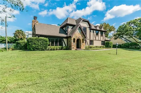 5007 W San Jose Street Tampa FL 33629