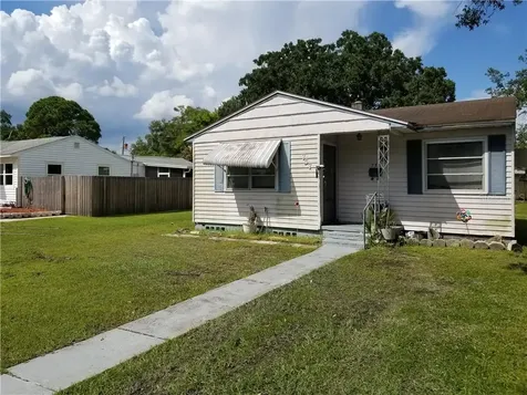 757 61st Avenue NE St Petersburg FL 33703