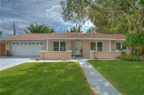 1220 La Brad Lane Tampa FL 33613