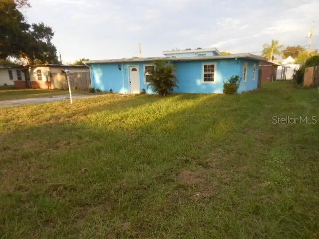 4243 73rd Street N St Petersburg FL 33709