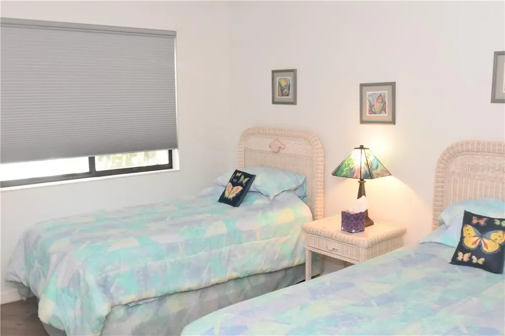 1508 Pelican Cove Road Sarasota FL 34231