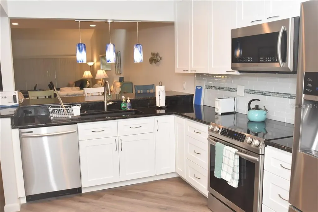 1508 Pelican Cove Road Sarasota FL 34231