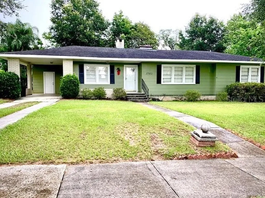 37951 Coleman Avenue Dade City FL 33525