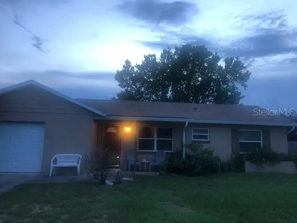 1756 Torrey Drive Orlando FL 32818
