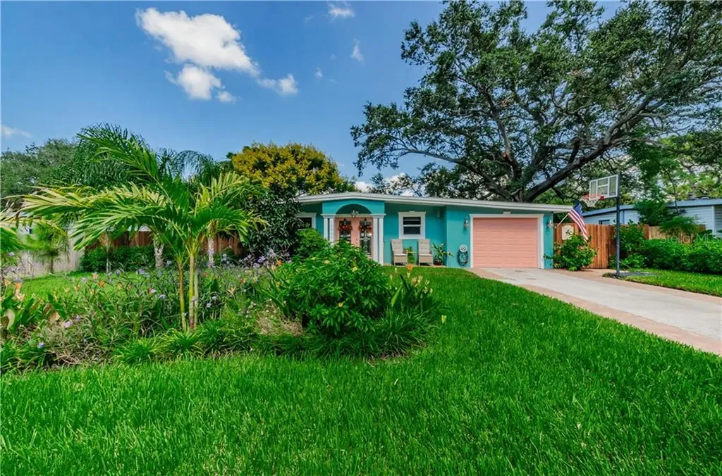 1560 Scott Street Clearwater FL 33755