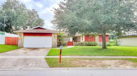 8514 Village Green Road Orlando FL 32818
