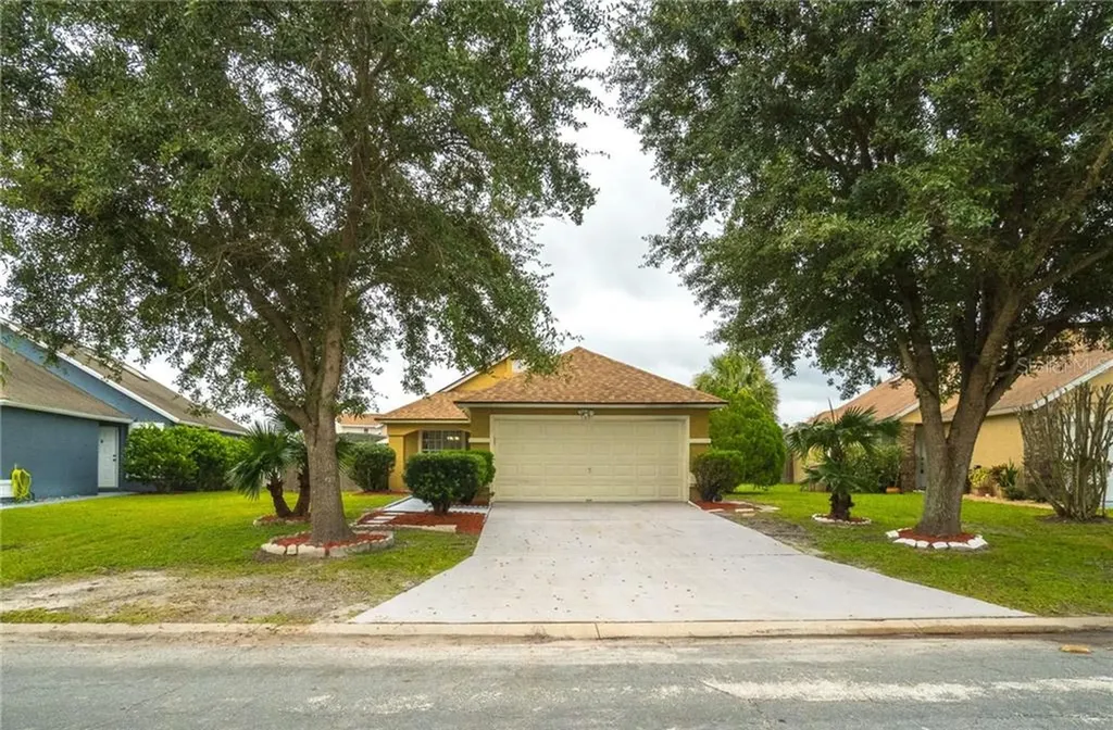 121 Coral Reef Circle Kissimmee FL 34743