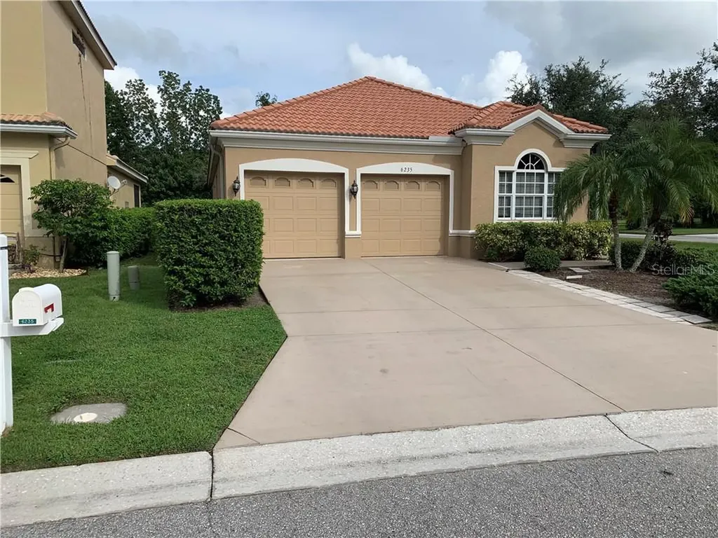 6235 Skyward Court Bradenton FL 34203