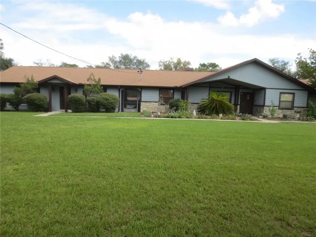 10225 N Ranch Hand Avenue Dunnellon FL 34433