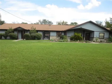 10225 N Ranch Hand Avenue Dunnellon FL 34433