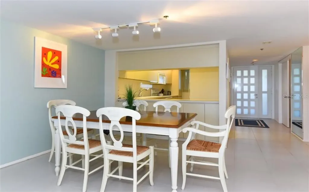 1125 Gulf Of Mexico Drive Longboat Key FL 34228