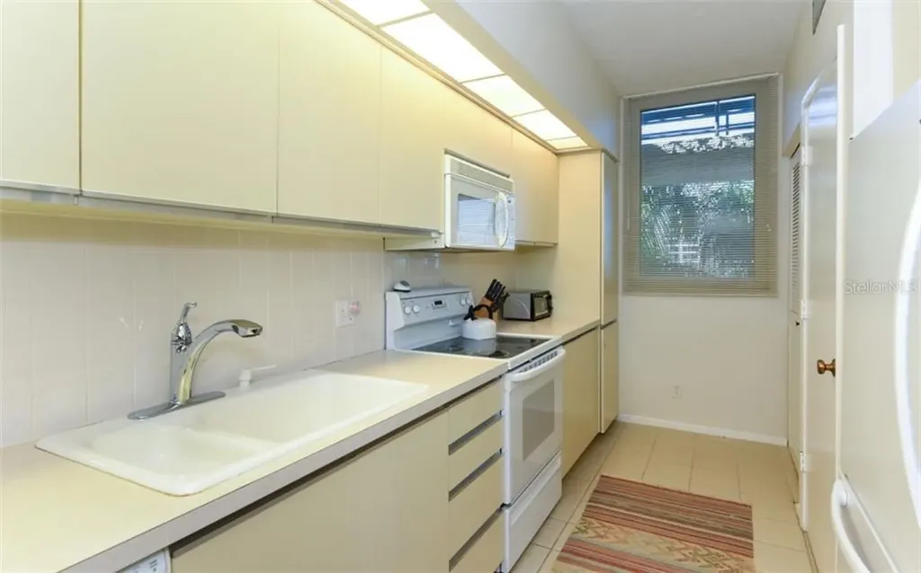 1125 Gulf Of Mexico Drive Longboat Key FL 34228