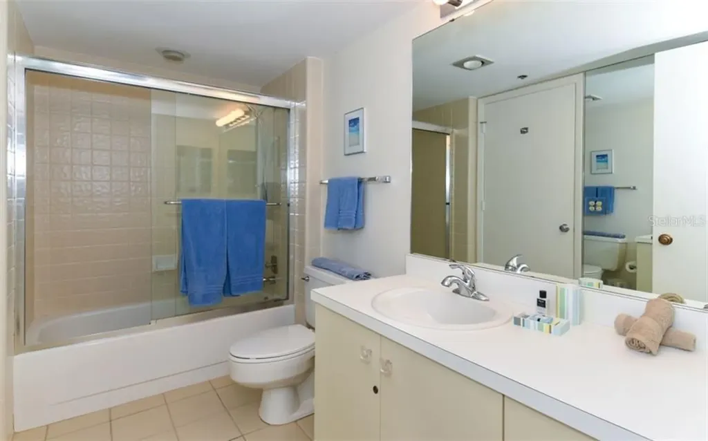 1125 Gulf Of Mexico Drive Longboat Key FL 34228