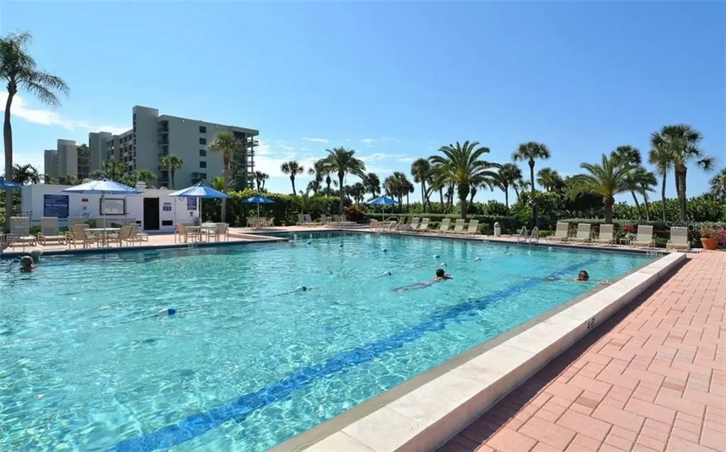 1125 Gulf Of Mexico Drive Longboat Key FL 34228