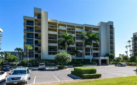 1125 Gulf Of Mexico Drive Longboat Key FL 34228