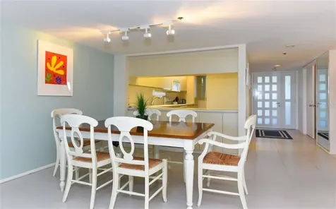 1125 Gulf Of Mexico Drive Longboat Key FL 34228