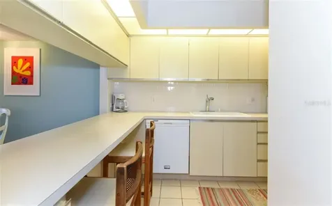 1125 Gulf Of Mexico Drive Longboat Key FL 34228