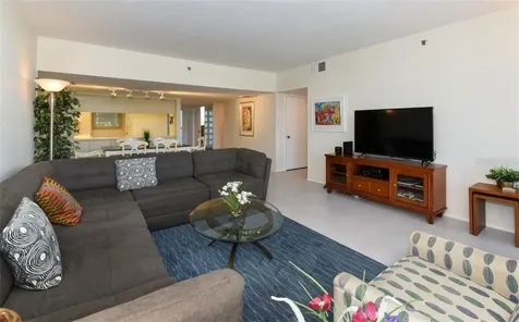 1125 Gulf Of Mexico Drive Longboat Key FL 34228
