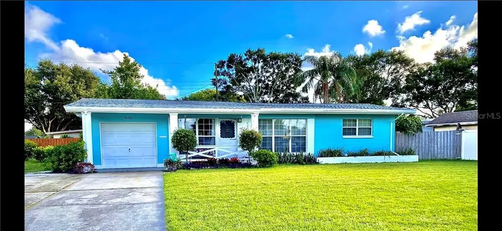 5656 36th Avenue N St Petersburg FL 33710